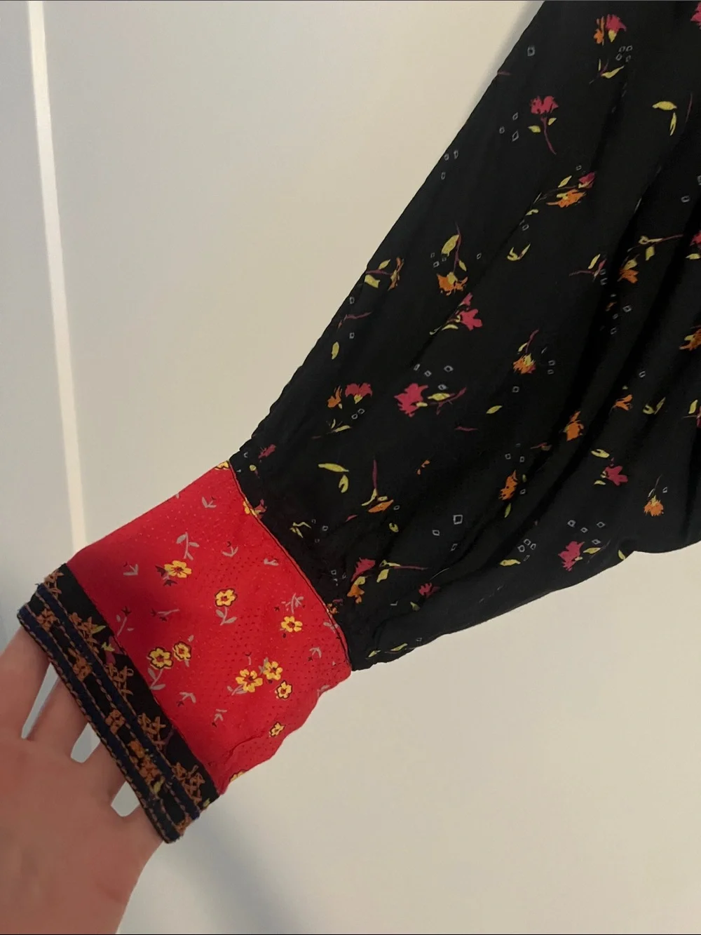 Free People Boho Black Floral Peasant Top with Red Embroidered Yoke sz Small
